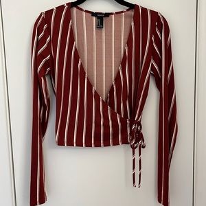 Crop long sleeve tie top!